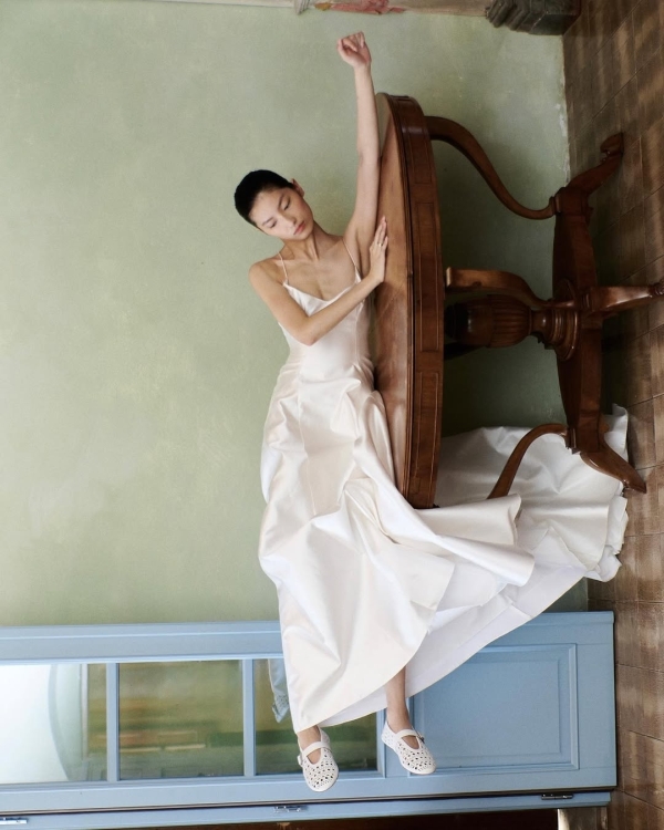 16 Best British Wedding Dress Designers | Bridal, Unique Designers UK | Luxury Bridal Wear