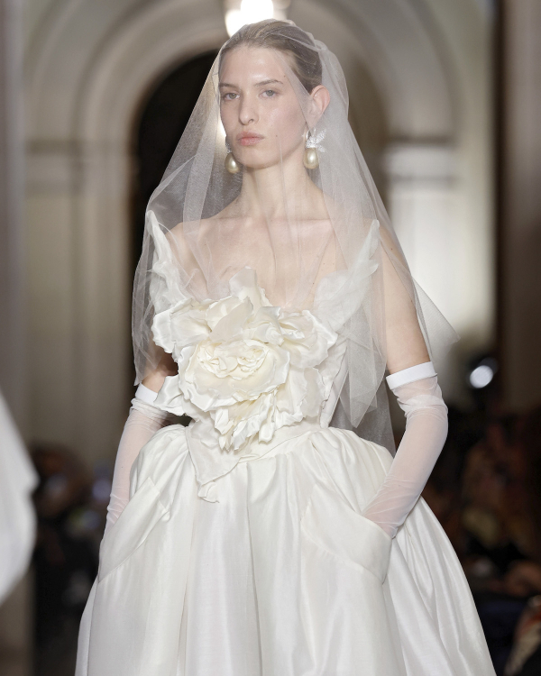 The Chicest Looks & Trends from the Spring '26 Bridal Collections