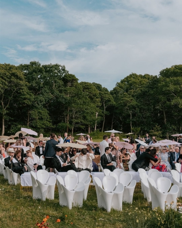 How to Negotiate with Wedding Vendors for Maximum Value