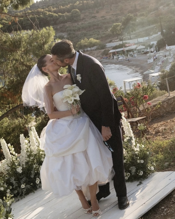 6 Must-Ask Questions Before Booking Your Wedding Photographer