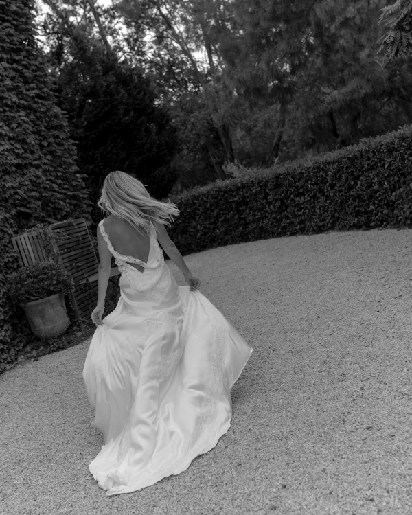 A Romantic Garden Affair in the Australian Countryside