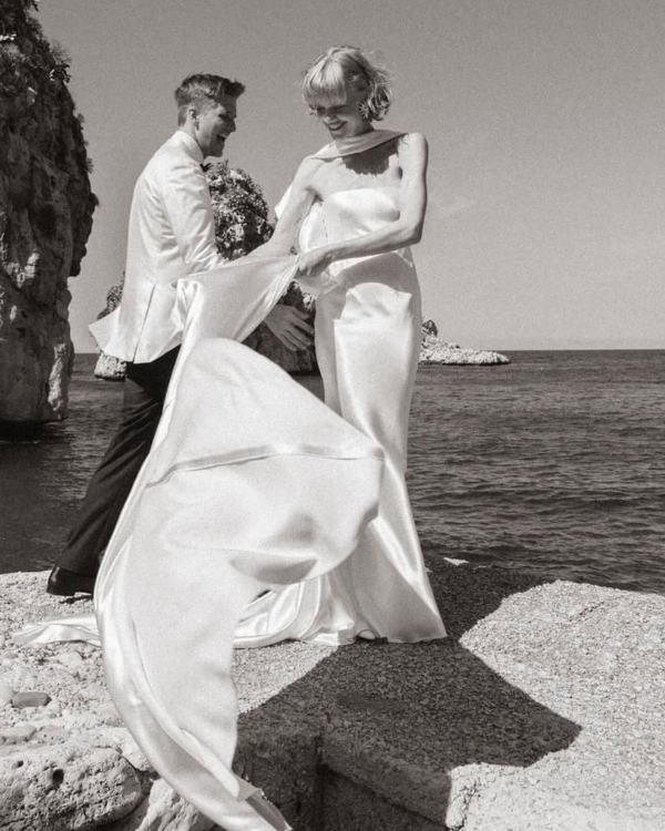 Beach Wedding Weekend Outfits: The Ultimate Bridal Style Guide