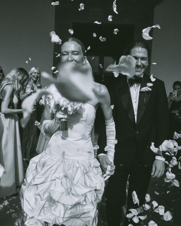 The Top Wedding Photography Trends for 2025 According to Pinterest