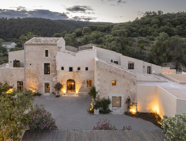 Venues The Lodge Mallorca