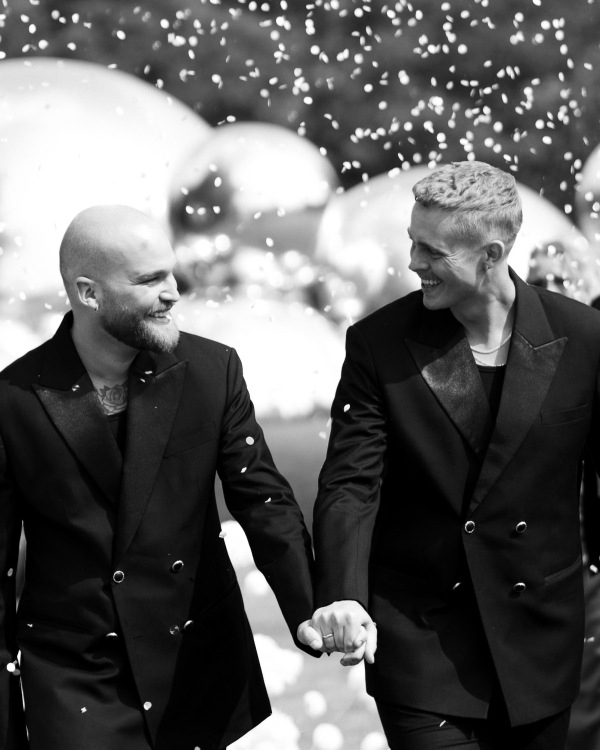 An Elegant Danish Castle Wedding with Modern Art Installations