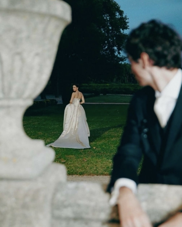 The Top Wedding Photography Trends for 2025 According to Pinterest