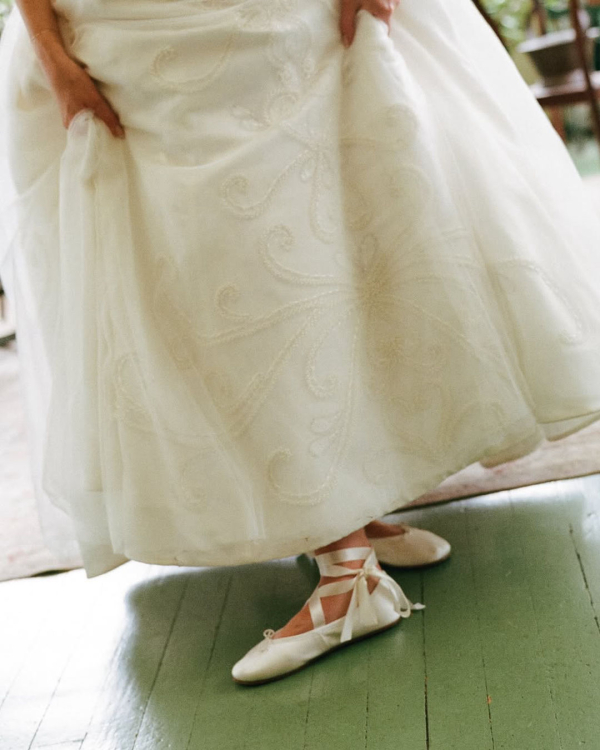 8 Expert Tips on How to Make Your Wedding Photos Feel Like ‘You’