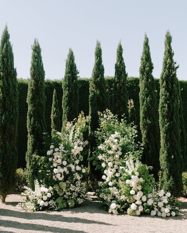 40 Spring Decor Ideas for a Garden Wedding