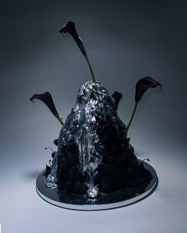 40 Creative Wedding Cakes That Double as Decor