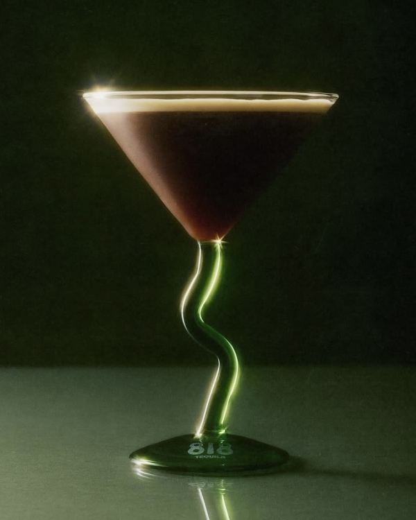 6 Must-Try Signature Wedding Cocktails Your Guests Will Love