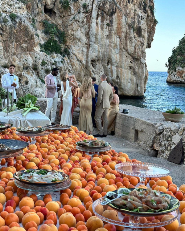 40 Creative Ways to Incorporate Fruit into Your Wedding Decor