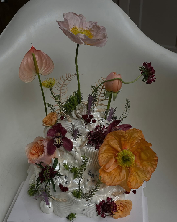 40 Creative Wedding Cakes That Double as Decor