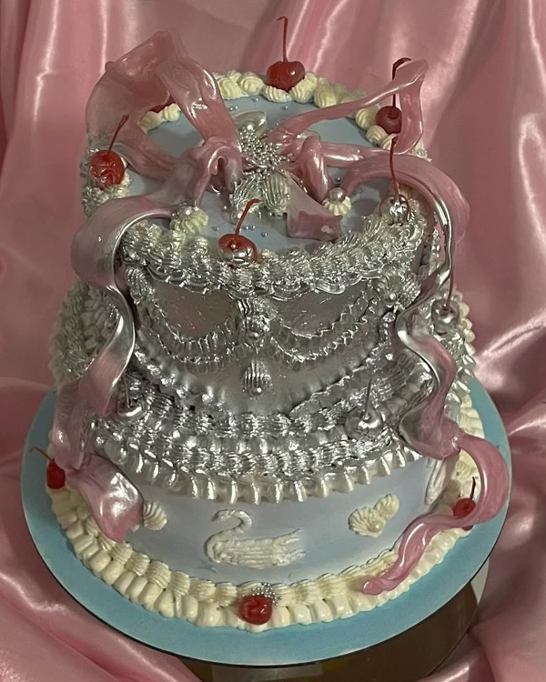 40 Creative Wedding Cakes That Double as Decor