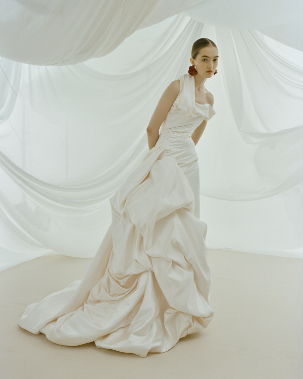 The Chicest Looks & Trends from the Spring '26 Bridal Collections
