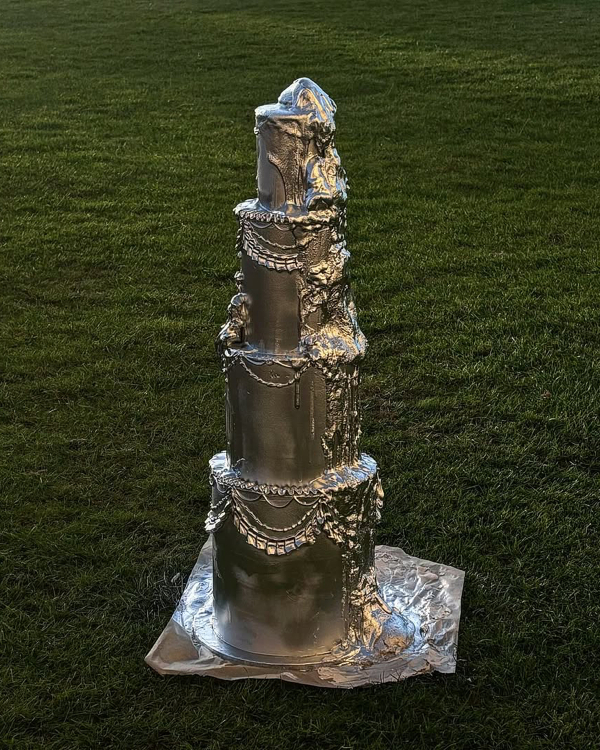 40 Creative Wedding Cakes That Double as Decor