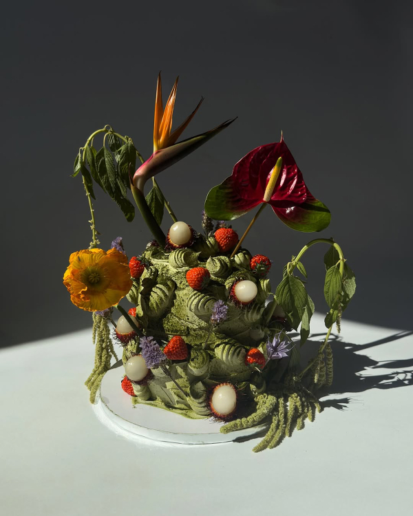 40 Creative Wedding Cakes That Double as Decor