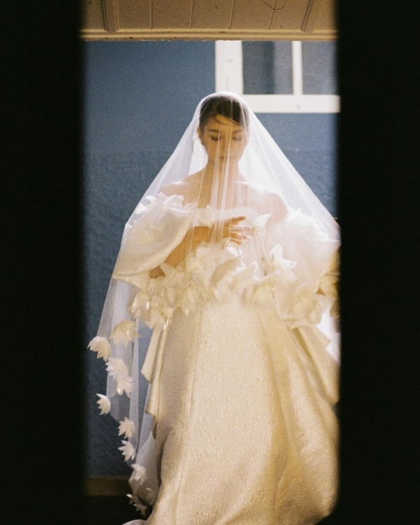 The Top Wedding Photography Trends for 2025 According to Pinterest