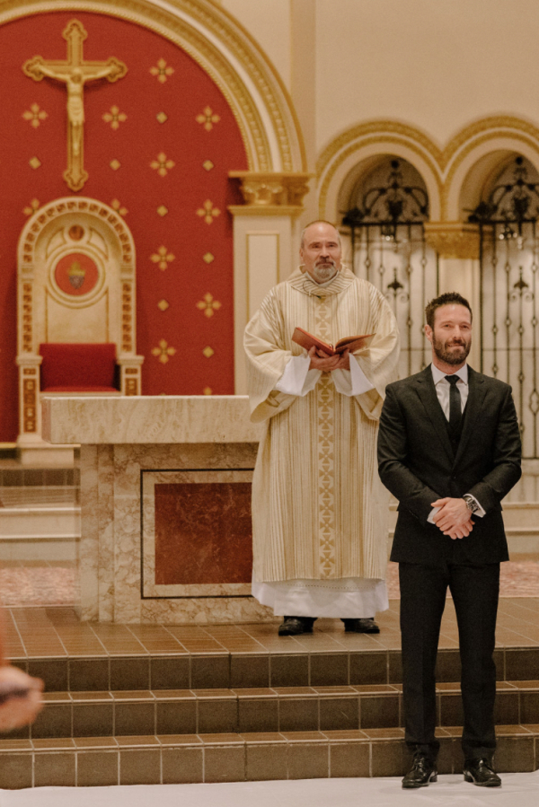 Real Wedding with Laconic Decor in Iowa