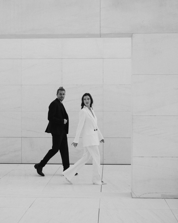 Pros and Cons of A Destination Wedding