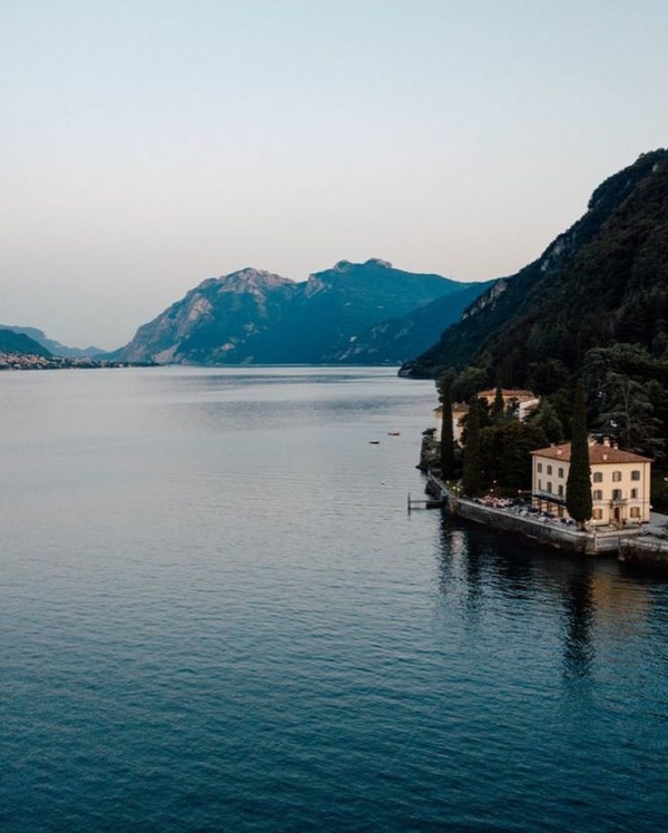 Pros and Cons of A Destination Wedding