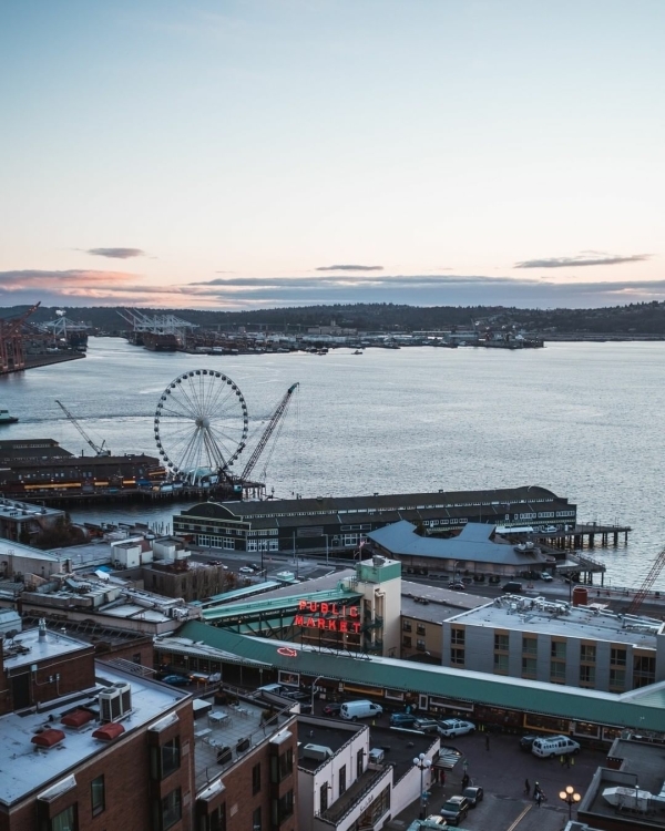 Romantic activities for couples in Seattle