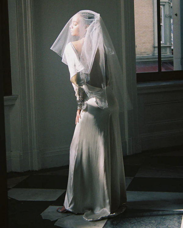 Top 22 Unique Wedding Veils | Bridal Veil Ideas