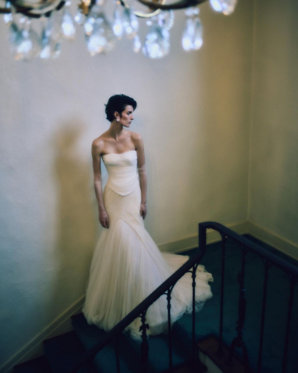 Top 16 Minimalistic Wedding Dresses | Modern Simplistic Bridal Gown | Wedding Dresses Inspiration