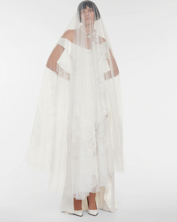 Top 22 Unique Wedding Veils | Bridal Veil Ideas