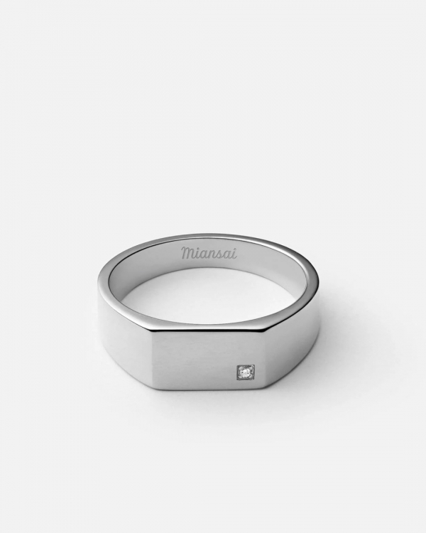 Anniversary Years Themes | Tradition and Modern Anniversary Gift Ideas | Milestone Wedding Anniversary Gifts