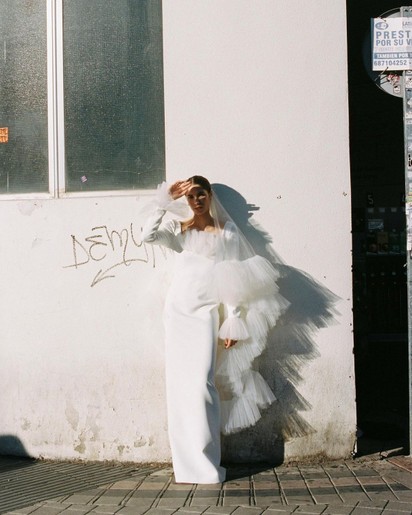 14 Winter Wedding Outfits 2023-2024 | Cold Weather Bridal Attire | Best Winter Dress