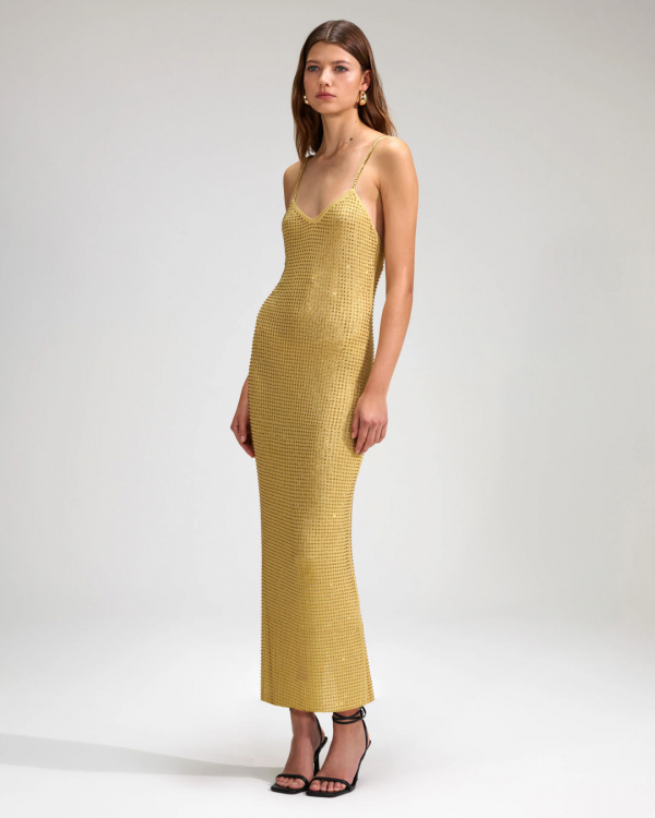 Best Beach Wedding Bridesmaid Dresses | Beach Vibe Dresses | Tropical Gowns