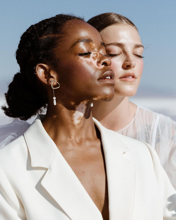 Destination Wedding Etiquette | Who Pays for Destination Weddings | Rules & Protocol