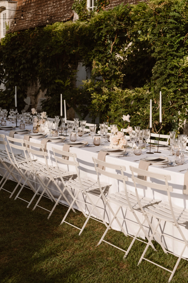 Photographers Agnes Black