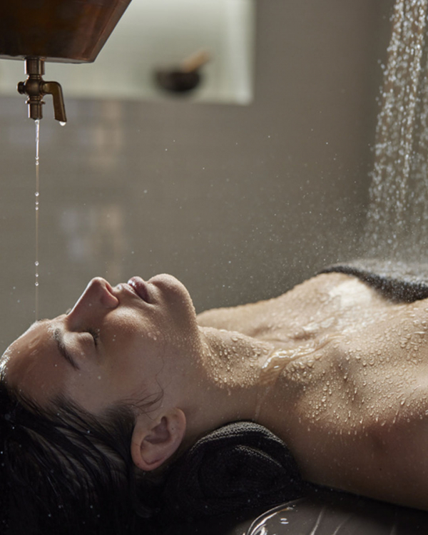 5 Best Spa in Chicago | Luxury Spa Resorts for Weekend | Massages for Couples