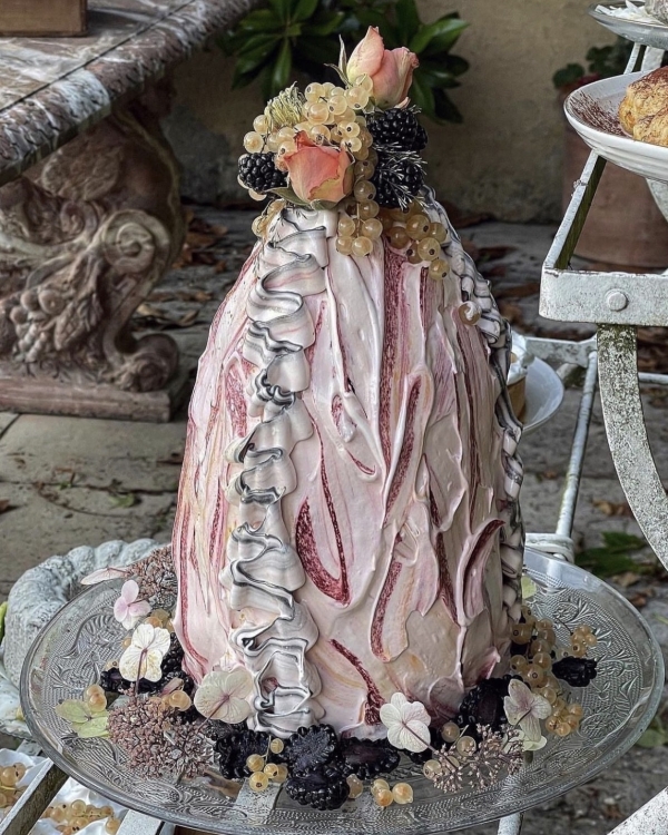 Pink Wedding Cake & Dessert Ideas