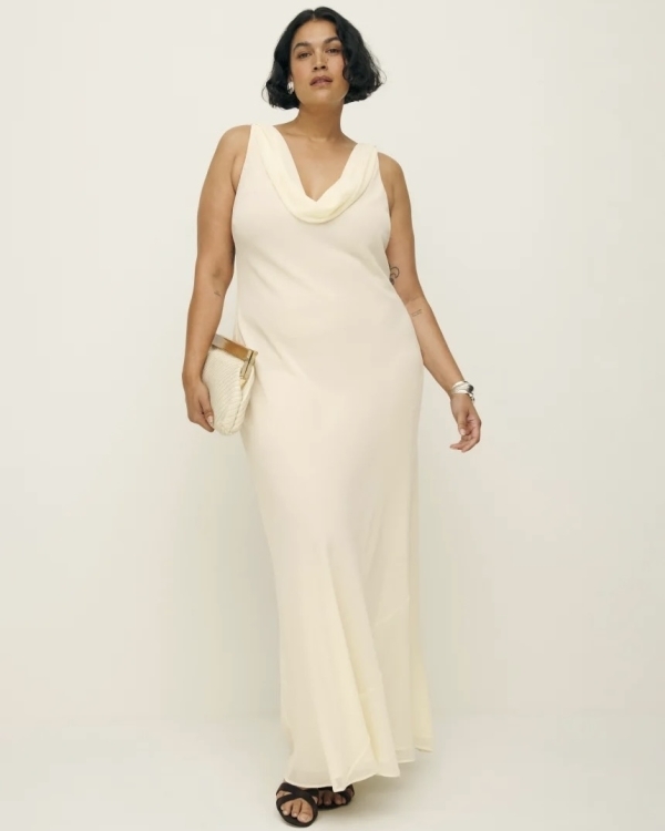 Trendy Bridal Looks for a Rehearsal Dinner