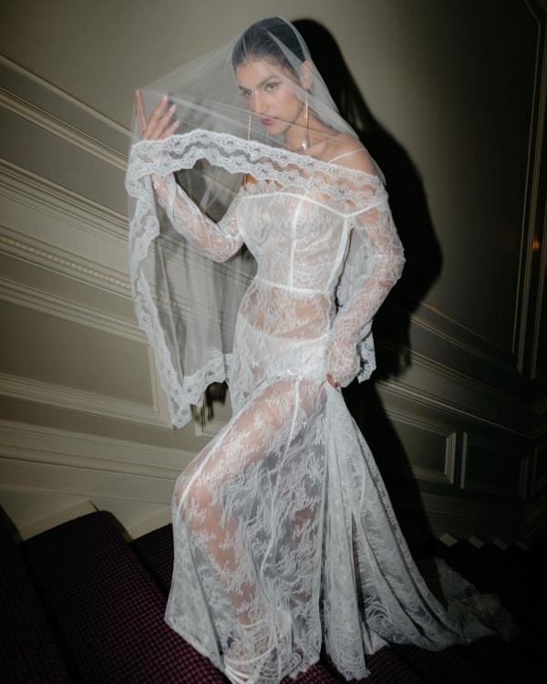 Trend: "Naked" Bridal Dresses