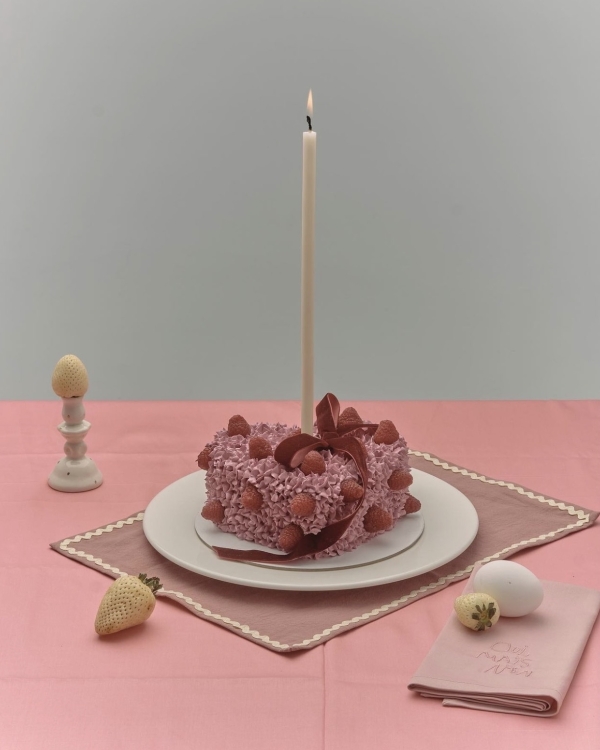 Pink Wedding Cake & Dessert Ideas