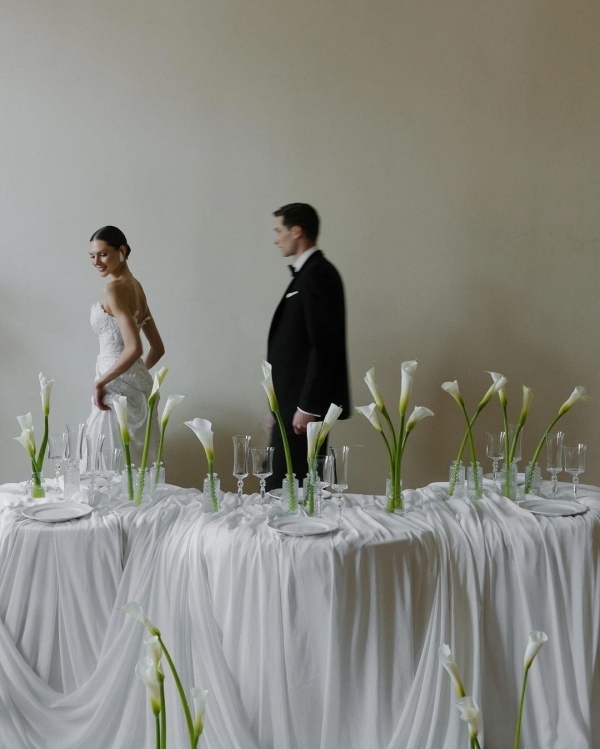 Trend: Curved Tablescapes