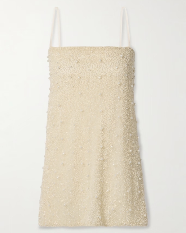 Trendy Bridal Looks for a Rehearsal Dinner