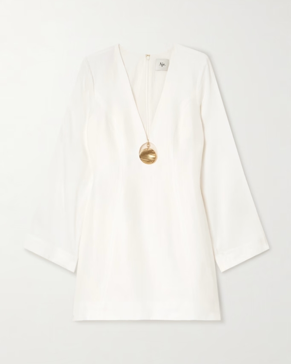 Trendy Bridal Looks for a Rehearsal Dinner