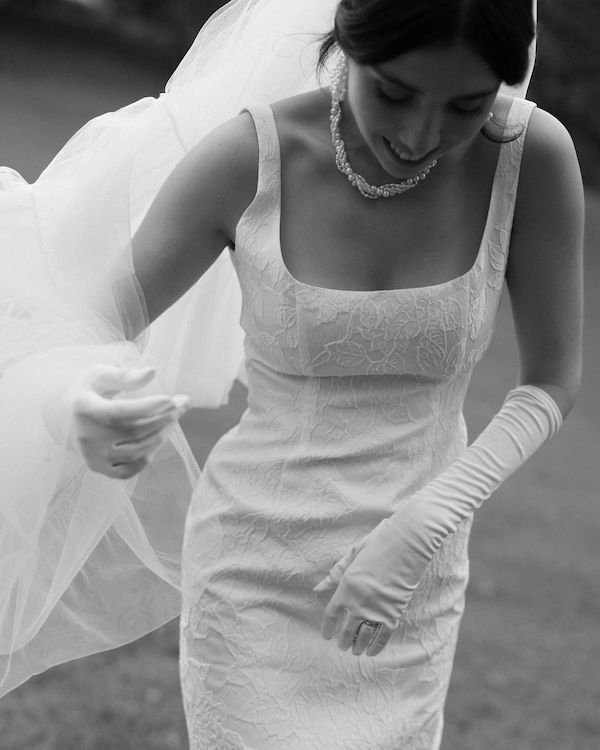 Elegant Art Gallery Wedding in Sydney | Real Wedding: Monique & Manu