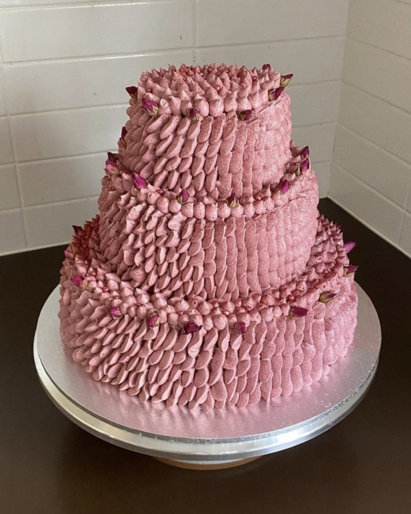 Pink Wedding Cake & Dessert Ideas