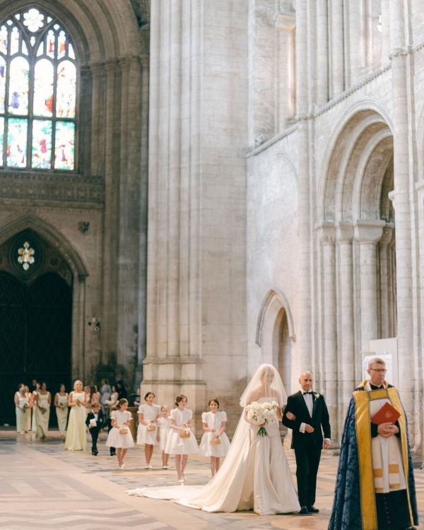 21 Best Wedding Venues in the UK | The Most Beautiful Places to Get Married in England | TOP Luxury Wedding Locations