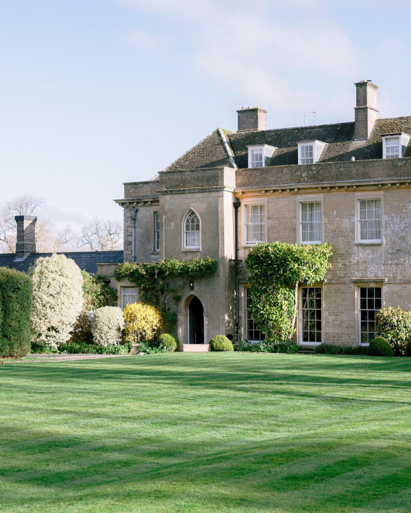 21 Best Wedding Venues in the UK | The Most Beautiful Places to Get Married in England | TOP Luxury Wedding Locations