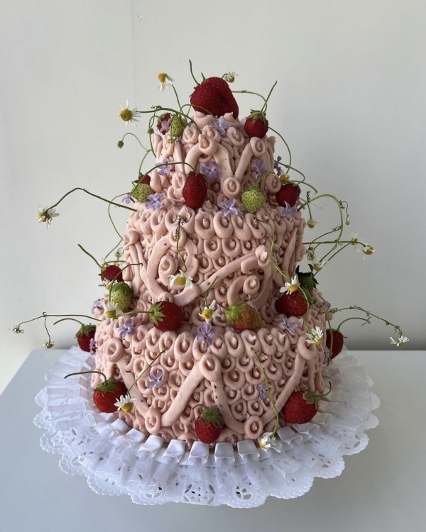 Pink Wedding Cake & Dessert Ideas