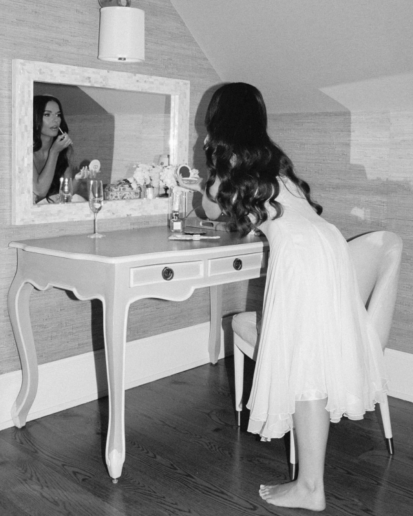 A Stylish Vintage Wedding on Long Island’s North Fork