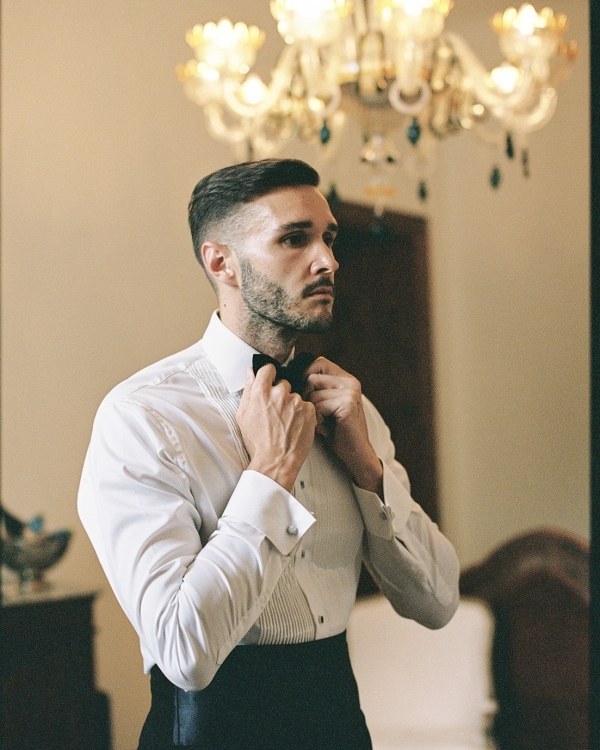 A Vintage-Infused Verona Wedding Dripping With Roses, Silk & Italian Romance