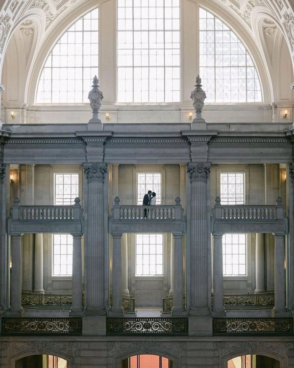45 Must-Save Cinematic Wedding Photos that Feel Straight Out of a Movie