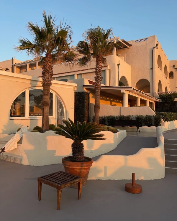 12 Dreamy Hotels & Resorts in Sicily for a Romantic Honeymoon